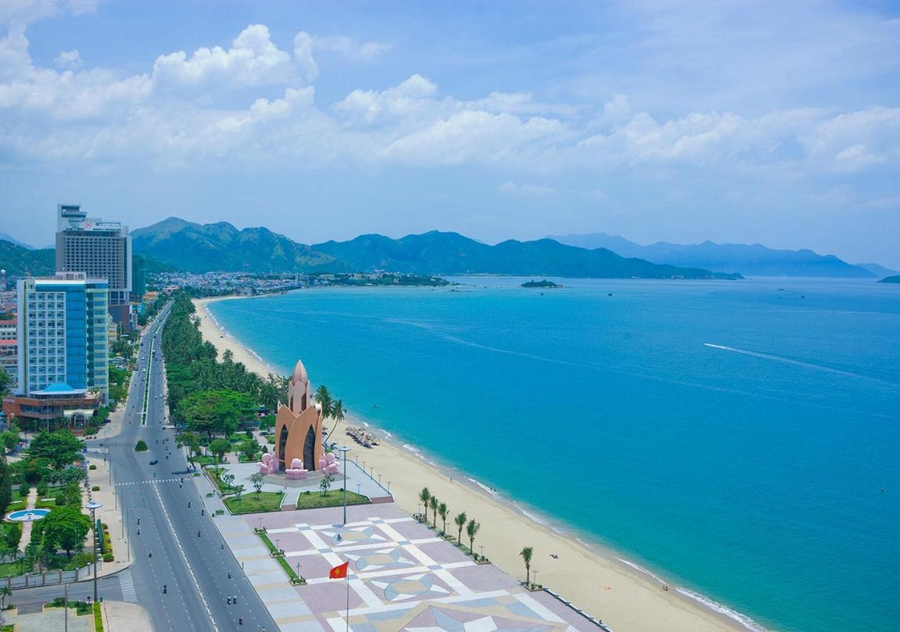 Masova Hotel Nha Trang Buitenkant foto